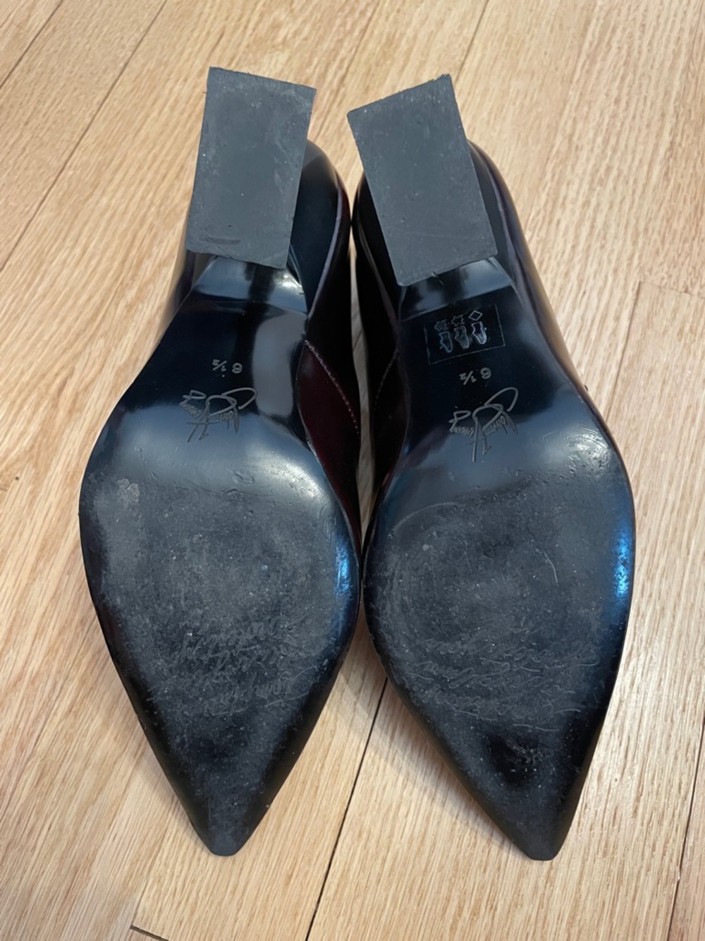 John Fluevog Women's Burgundy and Black Pointed Odette Mary Jane Heels - Picture 5 of 8